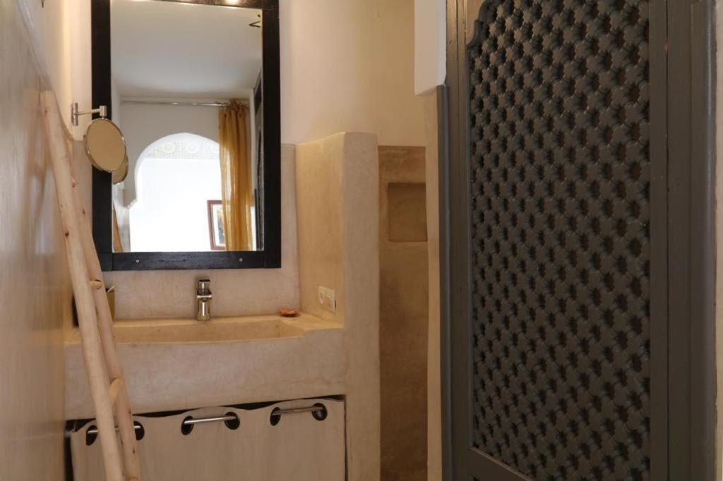 Riad 103 Medina Pool And Hammam 马拉喀什 外观 照片