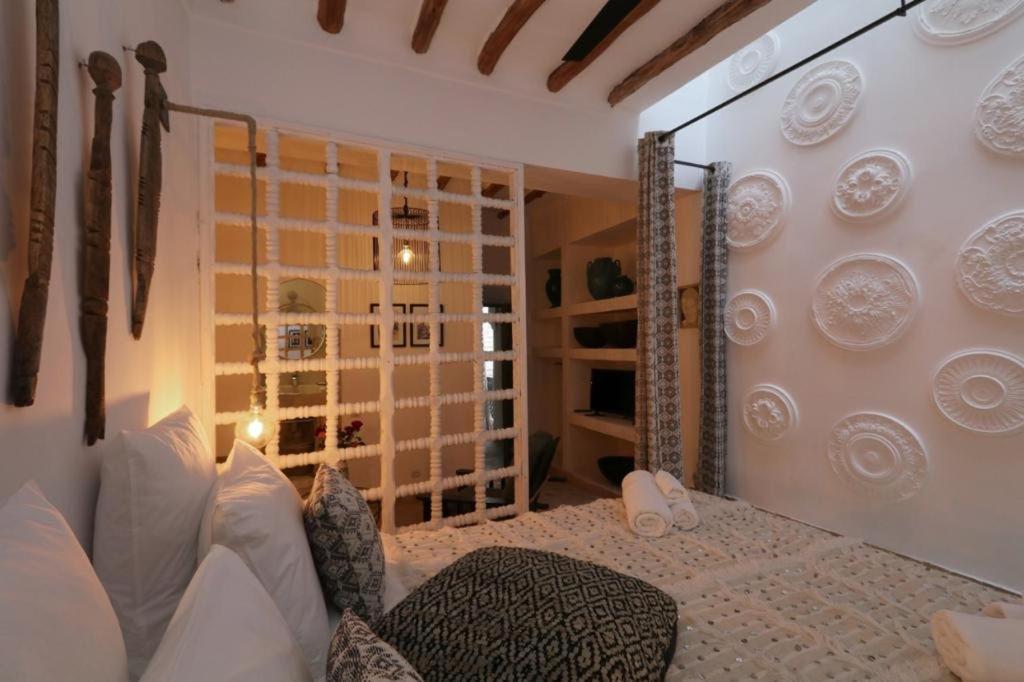 Riad 103 Medina Pool And Hammam 马拉喀什 外观 照片